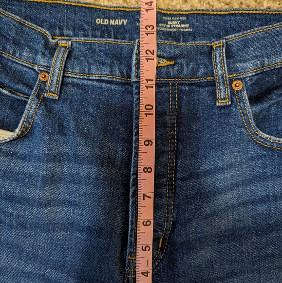 Extra High Rise Curvy Sky Hi Straight Jeans Distressed - Picture 6 of 11